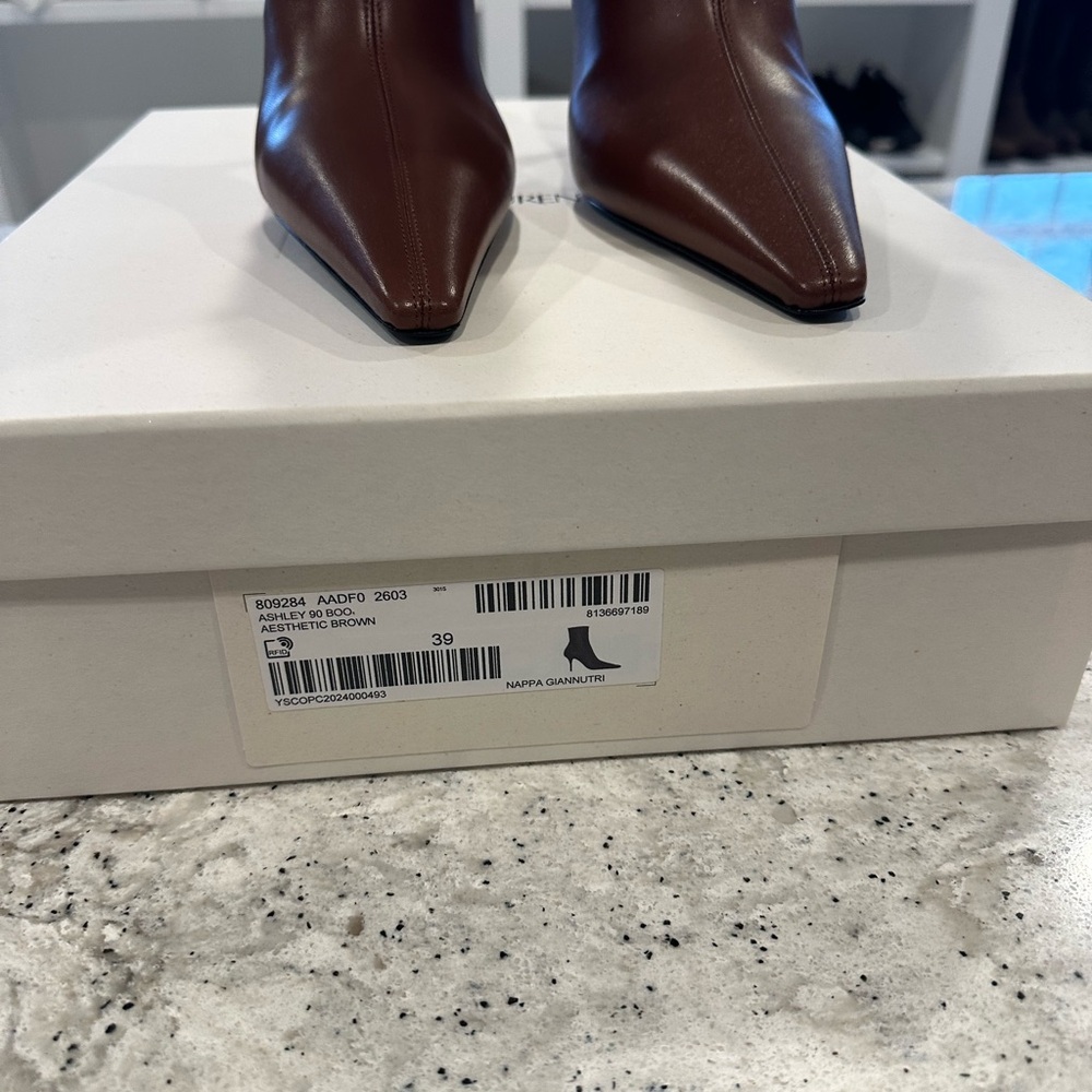 Saint Laurent Ashley 90 leather ankle boots - Picture 14 of 14